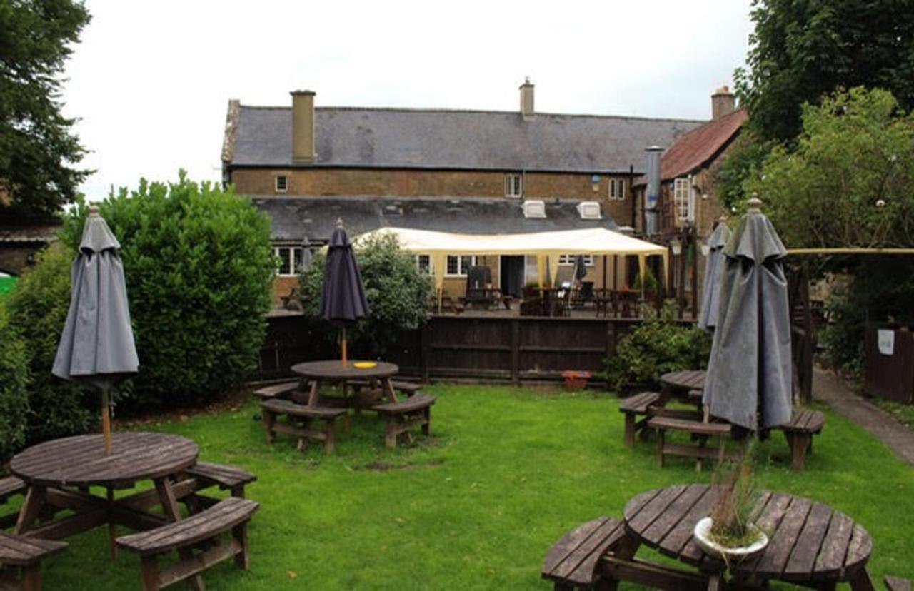 The Fleur-De-Lis Hotel Chiselborough Εξωτερικό φωτογραφία